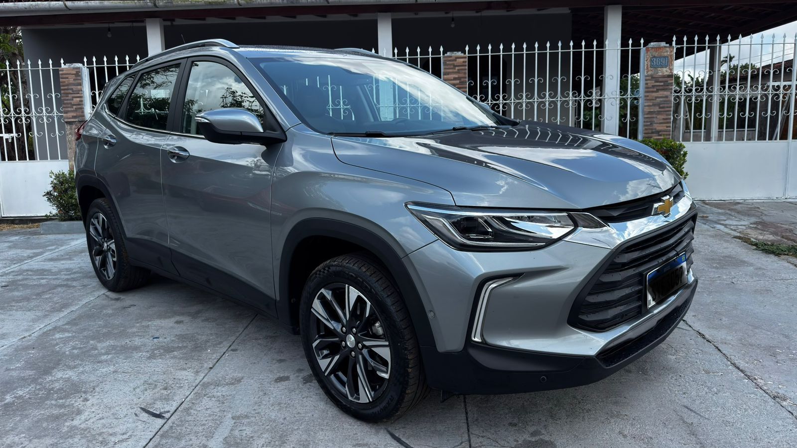 Tracker Premier 1.2 AUT C/ TETO